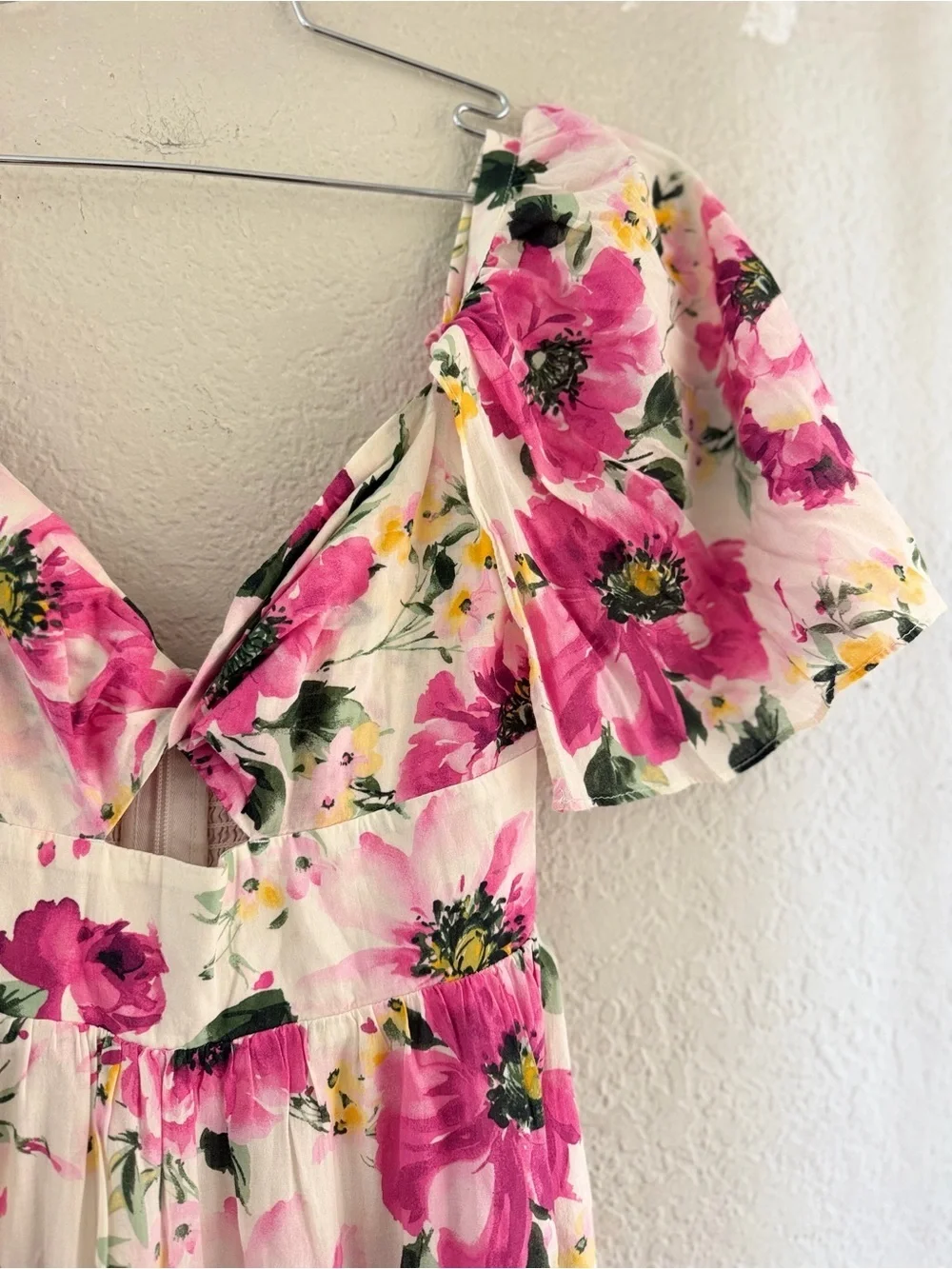 Abercrombie & Fitch tiered maxi dress with a pink floral print. Size small NWT